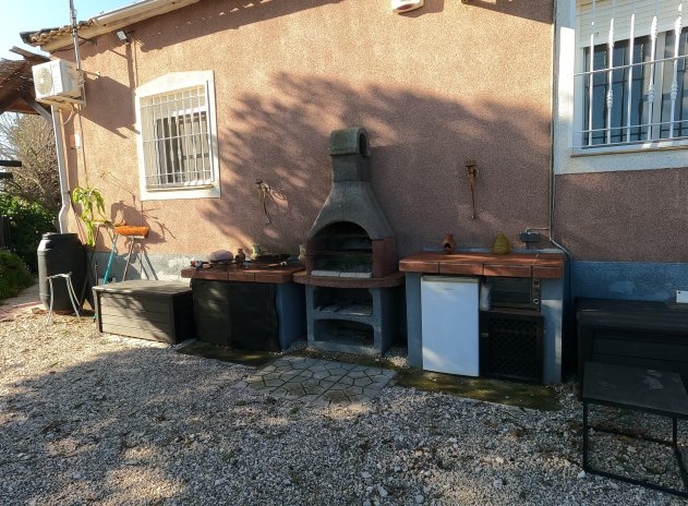 Resale - Finca / Country Property *  - Orihuela *