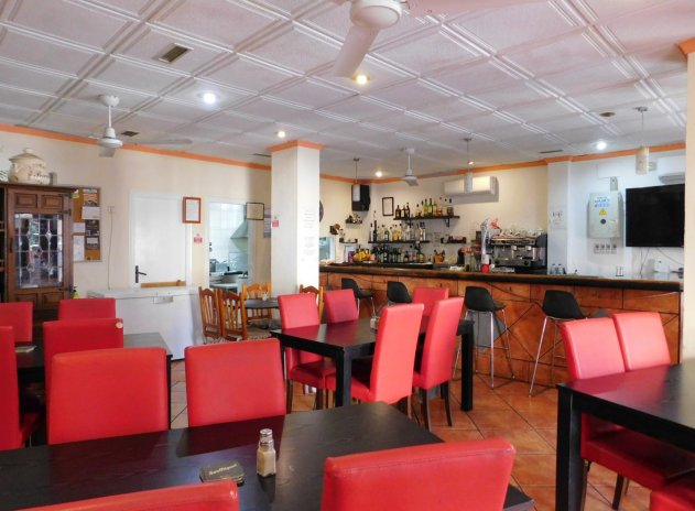 Resale - Commercial * - San Miguel de Salinas *