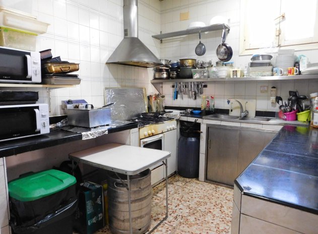 Resale - Commercial * - San Miguel de Salinas *