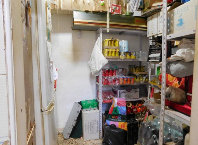 Resale - Commercial * - San Miguel de Salinas *