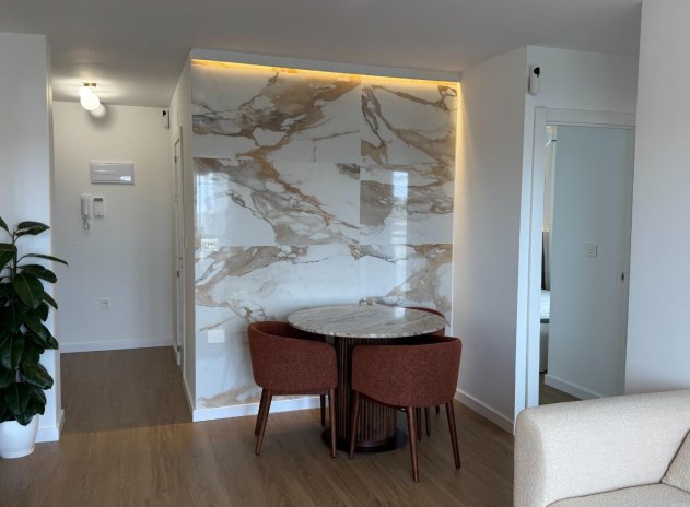 Herverkoop - Appartement - Torrevieja - Punta Prima