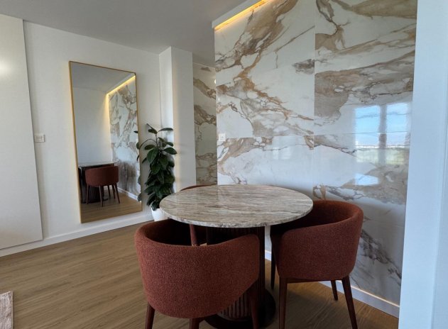 Herverkoop - Appartement - Torrevieja - Punta Prima