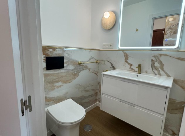 Herverkoop - Appartement - Torrevieja - Punta Prima