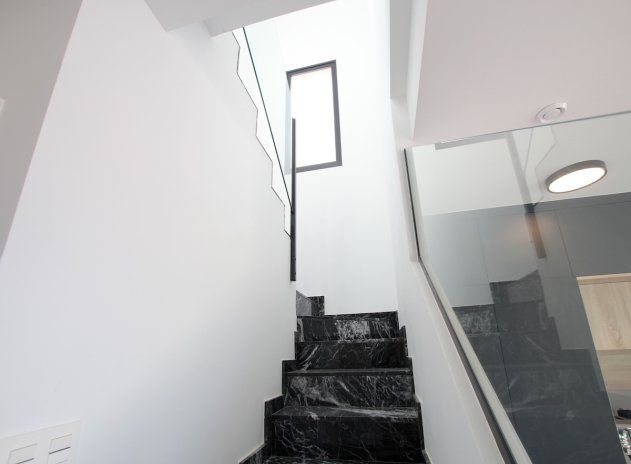 Herverkoop - Villa - Los Montesinos