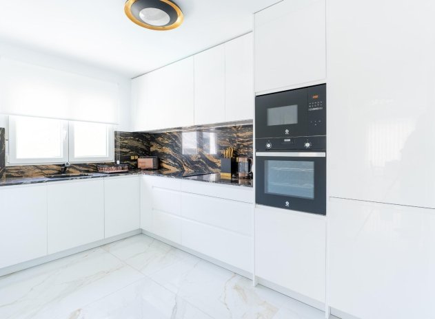 Herverkoop - Rijwoning - Torrevieja - Punta Prima