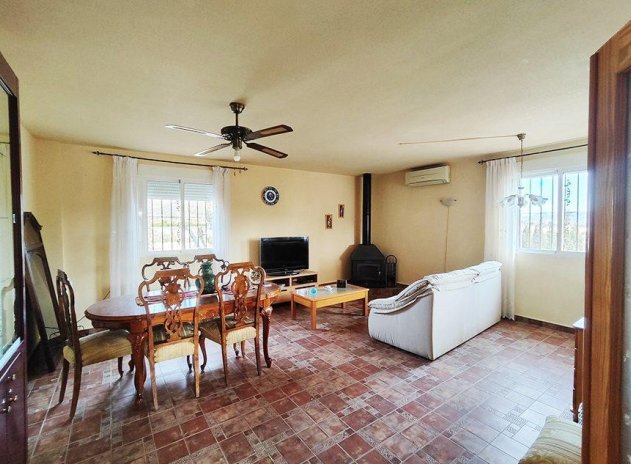 Wiederverkauf - Finca / Ländliches Wohnhaus - Fortuna