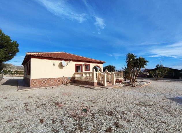 Wiederverkauf - Finca / Ländliches Wohnhaus - Fortuna