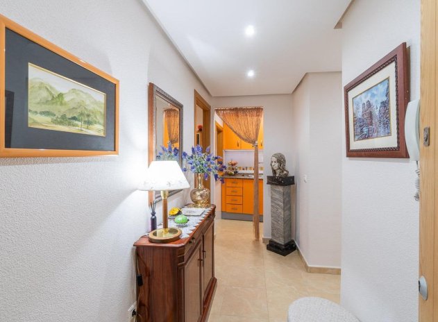 Reventa - Apartamento / Piso - Torrevieja