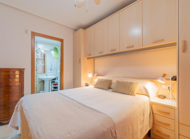 Reventa - Apartamento / Piso - Torrevieja