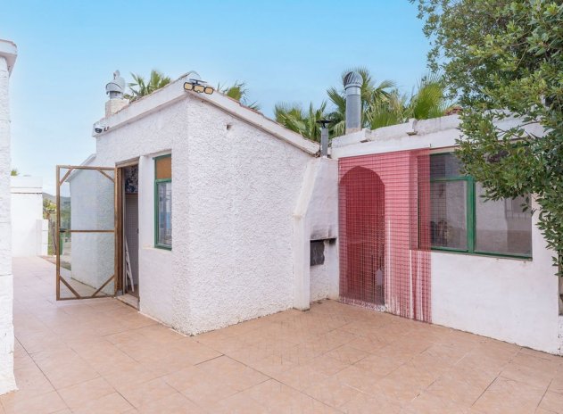 Herverkoop - Villa - Hondón de las Nieves