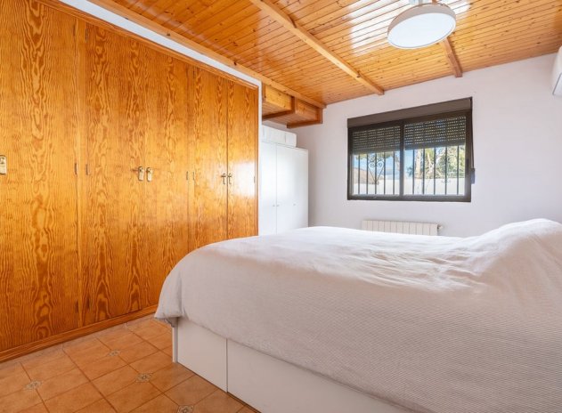 Herverkoop - Villa - Hondón de las Nieves