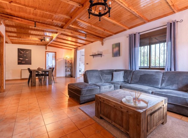 Herverkoop - Villa - Hondón de las Nieves