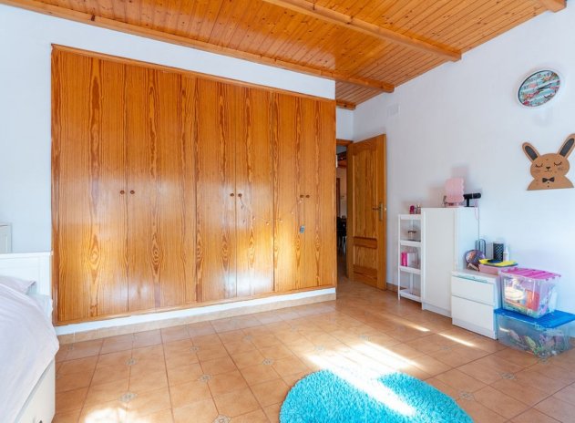 Herverkoop - Villa - Hondón de las Nieves