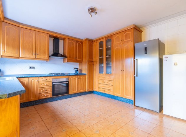 Herverkoop - Villa - Hondón de las Nieves