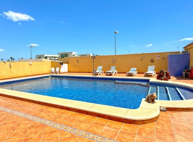 Herverkoop - Villa - Torrevieja - Los Balcones