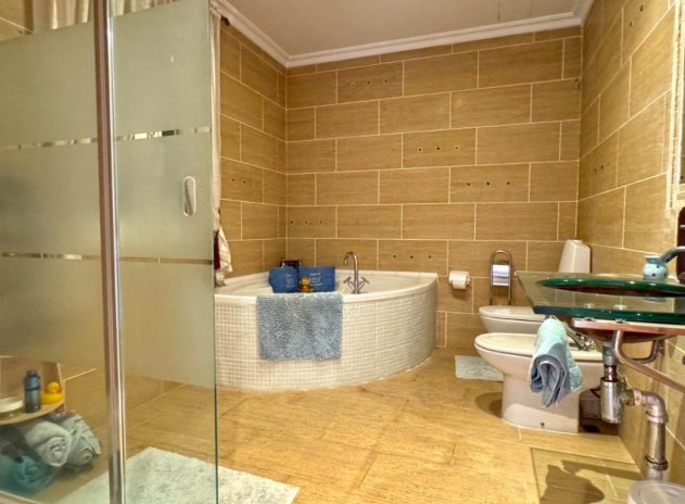 Herverkoop - Villa - Torrevieja - Los Balcones