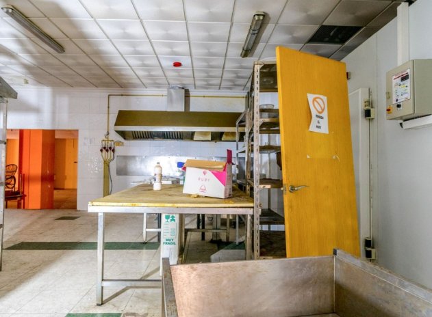 Reventa - Comercial - Torrevieja