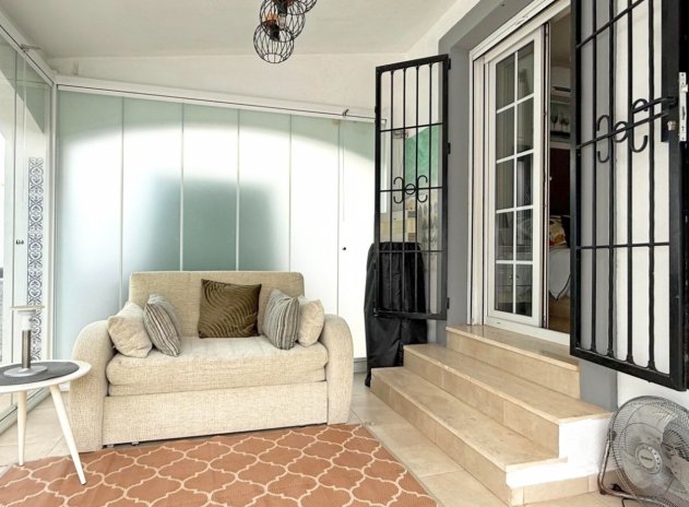 Herverkoop - Villa - Orihuela Costa - Villamartín