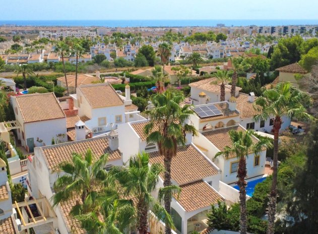 Herverkoop - Villa - Orihuela Costa - Villamartín