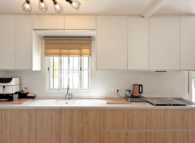 Herverkoop - Villa - Orihuela Costa - Villamartín