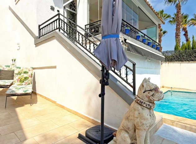 Herverkoop - Villa - Orihuela Costa - Villamartín