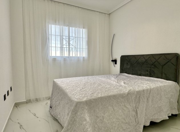 Herverkoop - Appartement - Orihuela Costa - Playa Flamenca