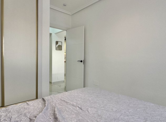 Herverkoop - Appartement - Orihuela Costa - Playa Flamenca