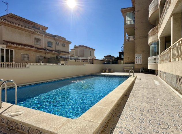 Herverkoop - Appartement - Orihuela Costa - Playa Flamenca