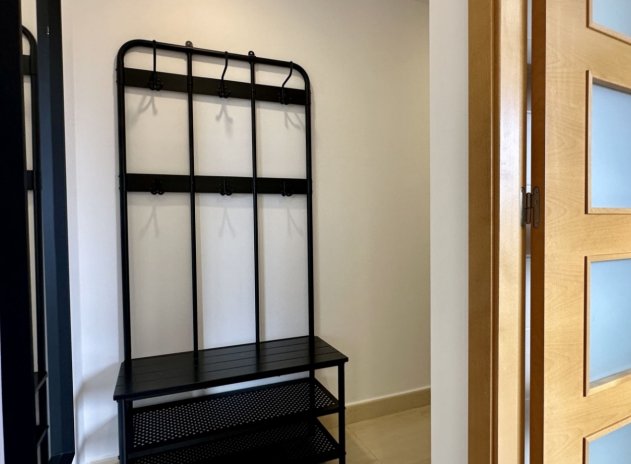 Reventa - Apartamento / Piso - San Miguel de Salinas