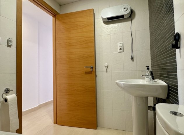 Reventa - Apartamento / Piso - San Miguel de Salinas