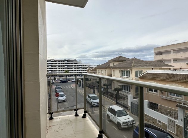 Reventa - Apartamento / Piso - San Miguel de Salinas