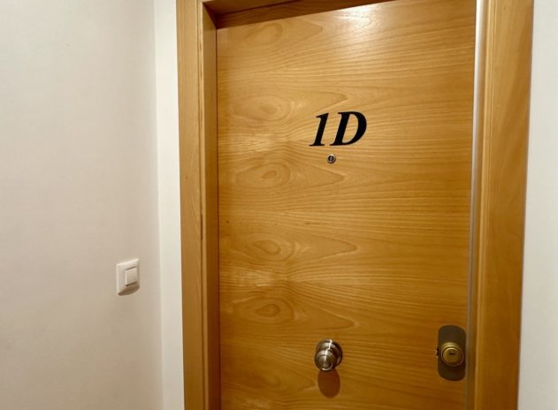 Reventa - Apartamento / Piso - San Miguel de Salinas