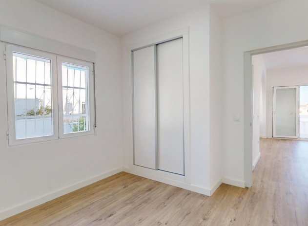 Herverkoop - Appartement - Orihuela Costa - Las Filipinas