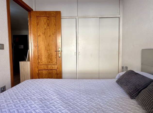 Reventa - Apartamento / Piso - Torrevieja