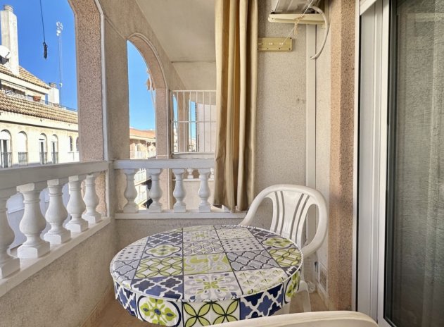 Reventa - Apartamento / Piso - Torrevieja