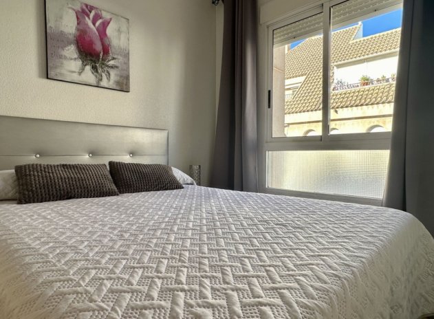 Reventa - Apartamento / Piso - Torrevieja