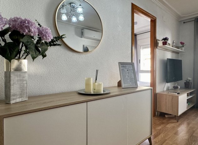 Reventa - Apartamento / Piso - Torrevieja