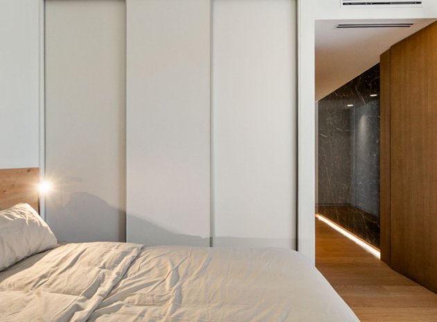 Resale - Apartment / Flat * - Torrevieja *