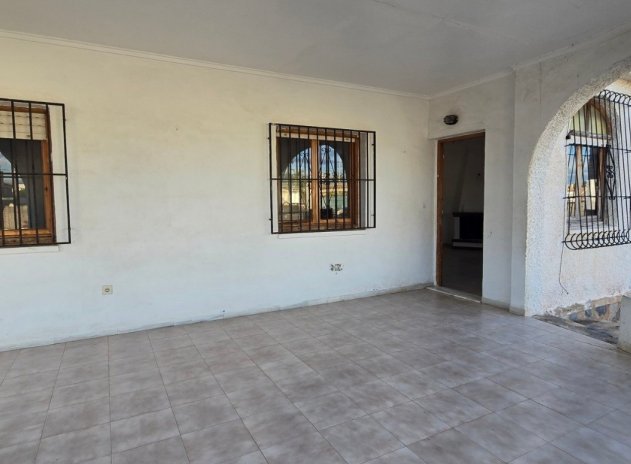 Herverkoop - Villa - Torrevieja - El Chaparal