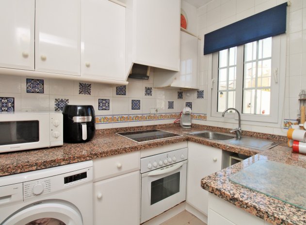 Herverkoop - Rijwoning - Playa Flamenca