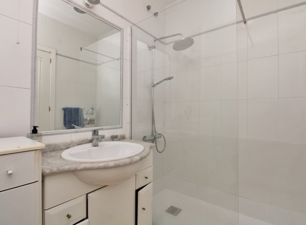 Herverkoop - Rijwoning - Playa Flamenca