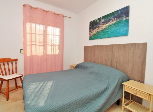 Herverkoop - Rijwoning - Playa Flamenca