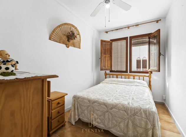 Herverkoop - Finca / Plattelands Woning - Torrevieja - La Mata