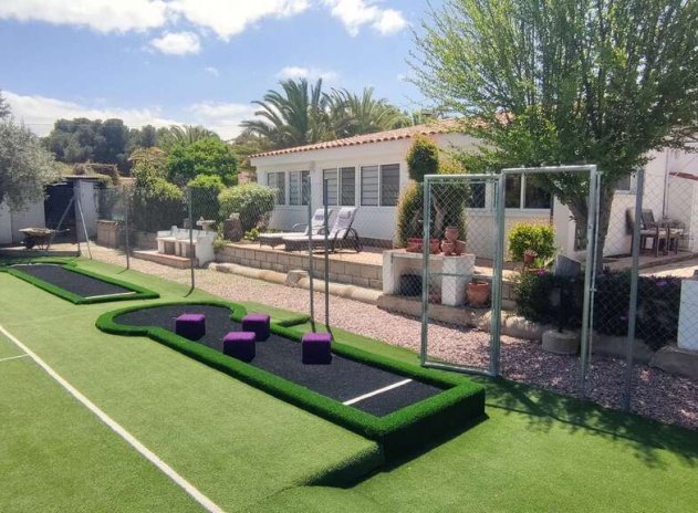 Wiederverkauf - Villa - Sax