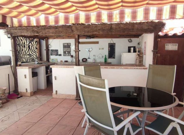 Wiederverkauf - Villa - Sax