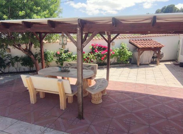 Wiederverkauf - Villa - Sax