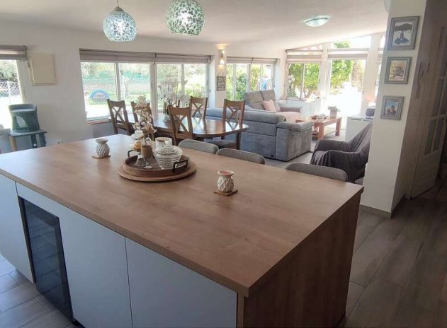 Wiederverkauf - Villa - Sax