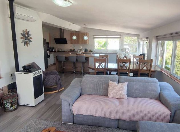 Wiederverkauf - Villa - Sax