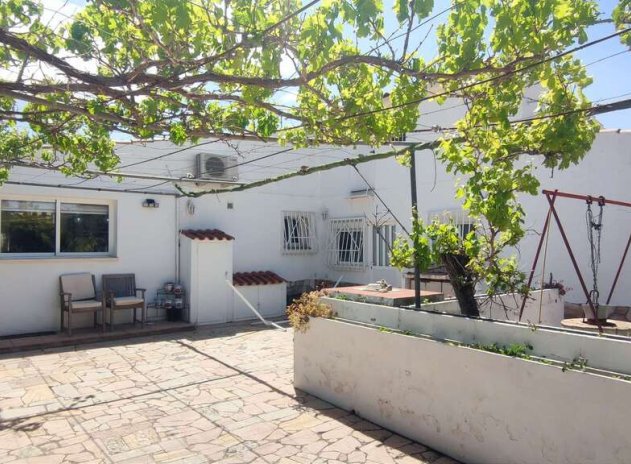 Wiederverkauf - Villa - Sax