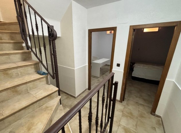 Herverkoop - Rijwoning - Guardamar del Segura - Urbanizaciones